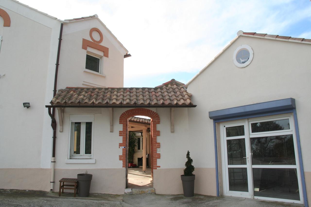 Villa-Chateau Les Terrasses - Tamaris, Plage Des Sablettes, Mer Au Bas De La Propriete La Seyne-sur-Mer Luaran gambar